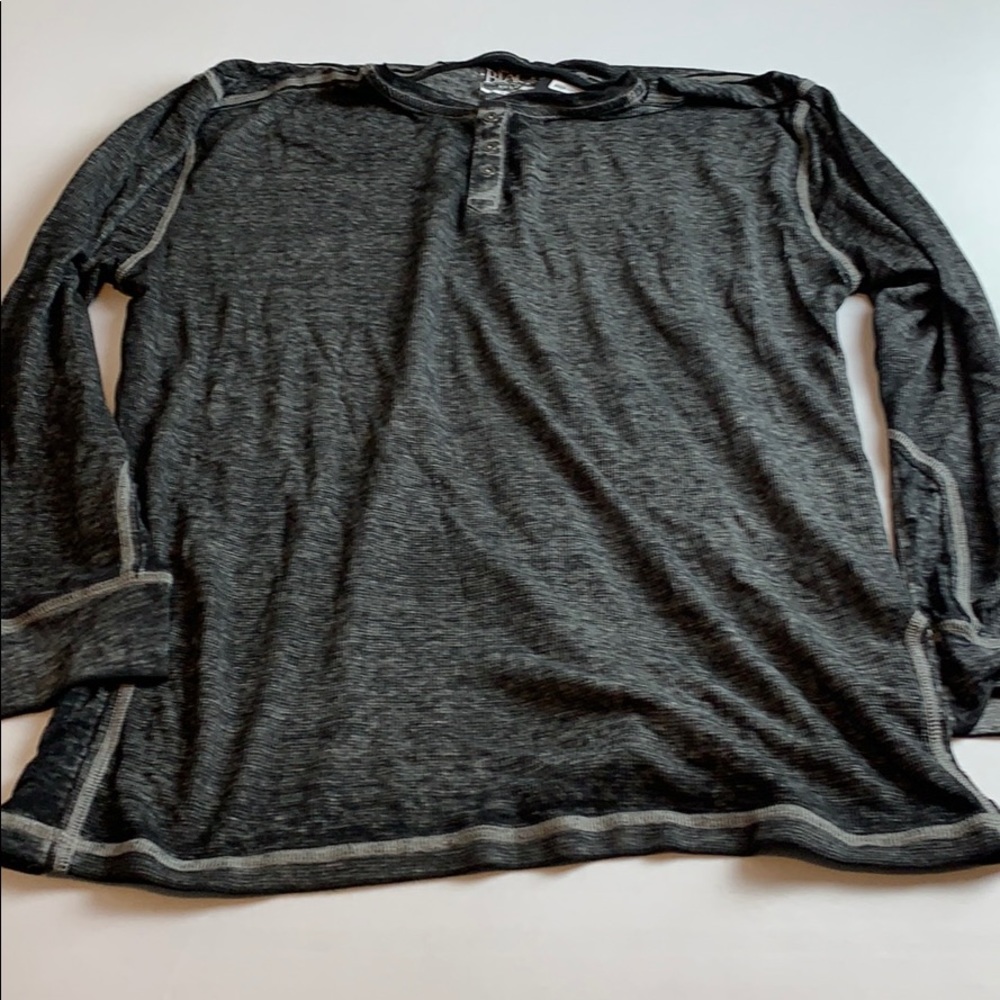Brand new men’s buckle shirt